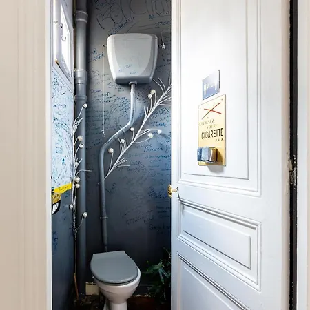 Veeve - Balcony Bliss Appartamento Parigi