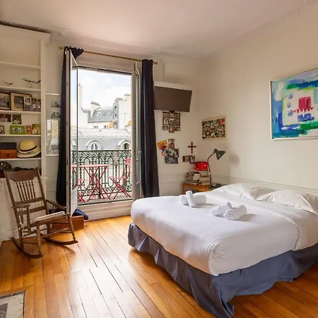 Veeve - Balcony Bliss Appartamento Parigi